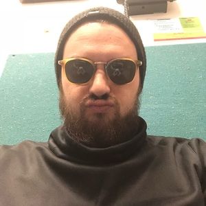 Meet your Posher, Stefan